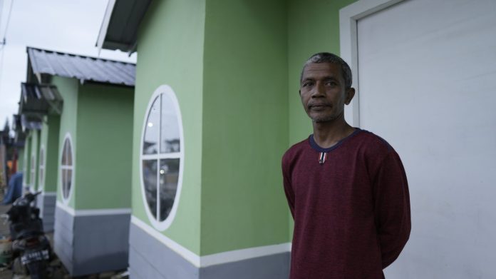 Selamat dari Banjir Bandang, Sulaiman Bangkit Bersama Rumah Sementara Dompet Dhuafa